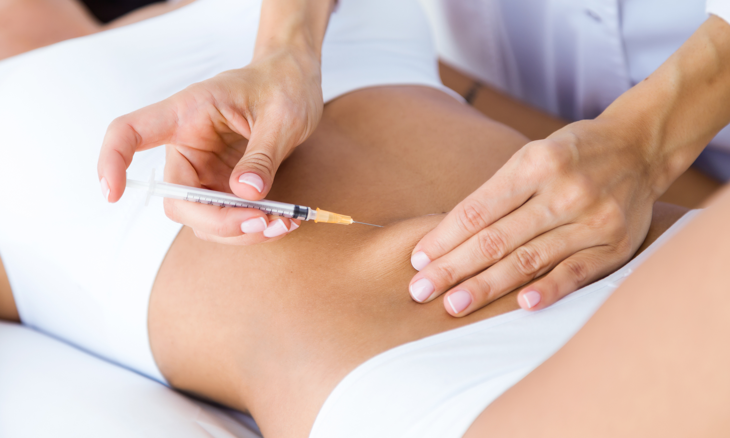 Microneedling treatment at Mellovea Medical